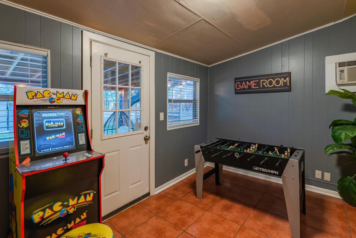 Texas Vacation Home, Game Room & Pool By Sixflags Сан-Антоніо Екстер'єр фото